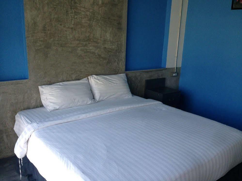 Pornsiri Hotel Sisaket 외부 사진